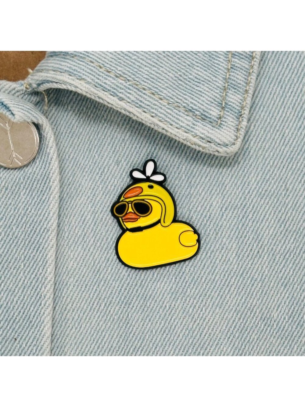 ✨Yellow Duck Enamel Pin With Sunglasses Propeller Hat Animal Duckling Brooch New